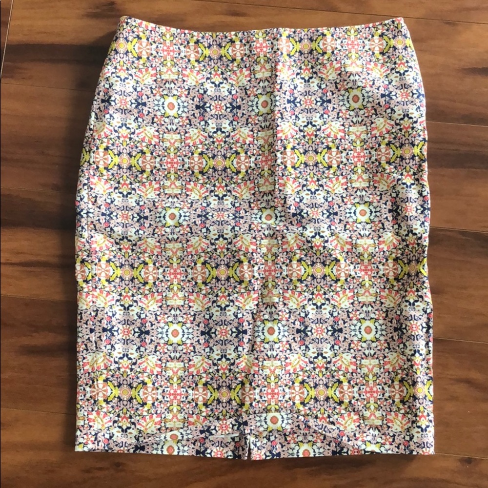 Multicolored pencil skirt